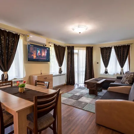 Hotel семеен преслав